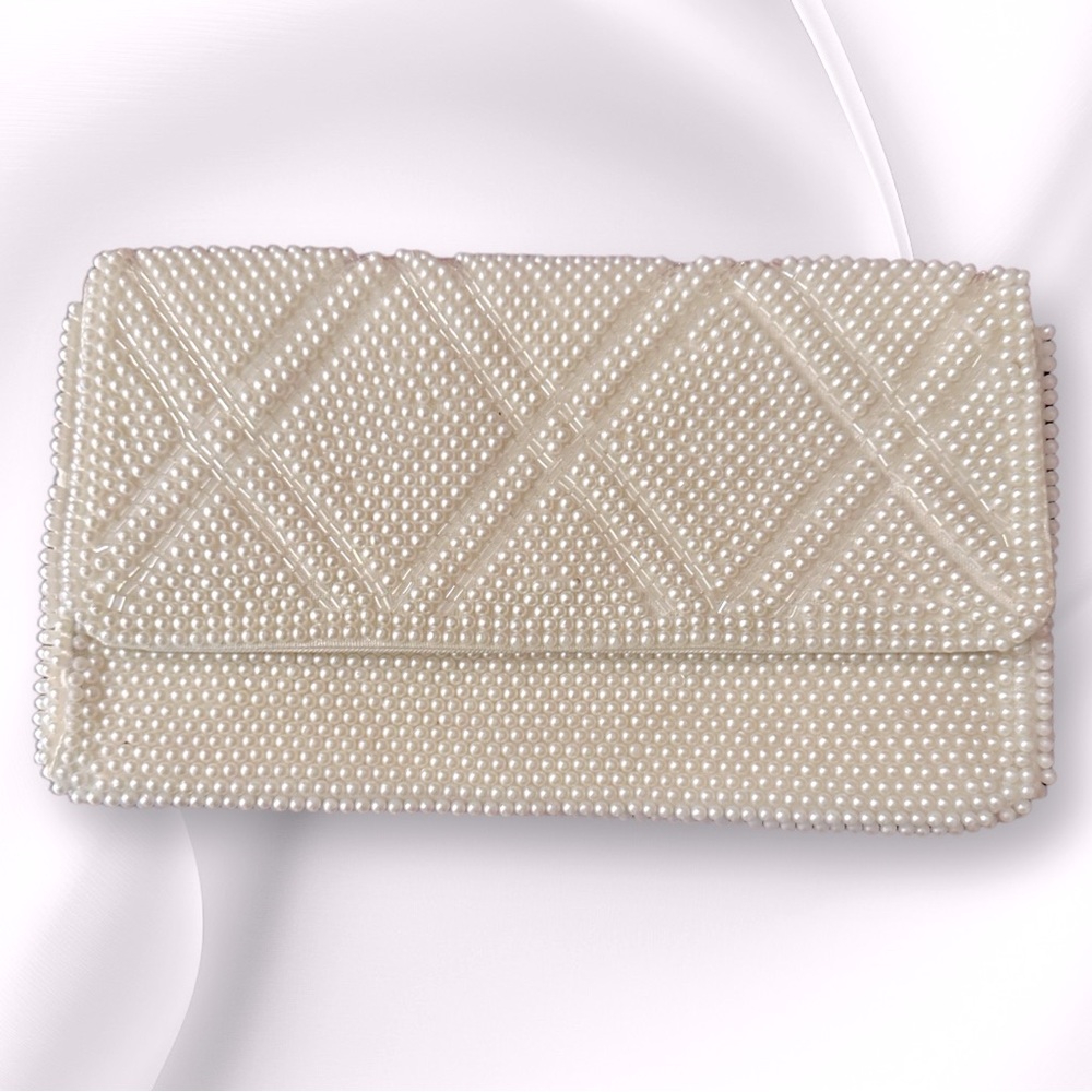 Rare Vintage 60s Bon Soir Clutch Made in Japan With Italian Beads